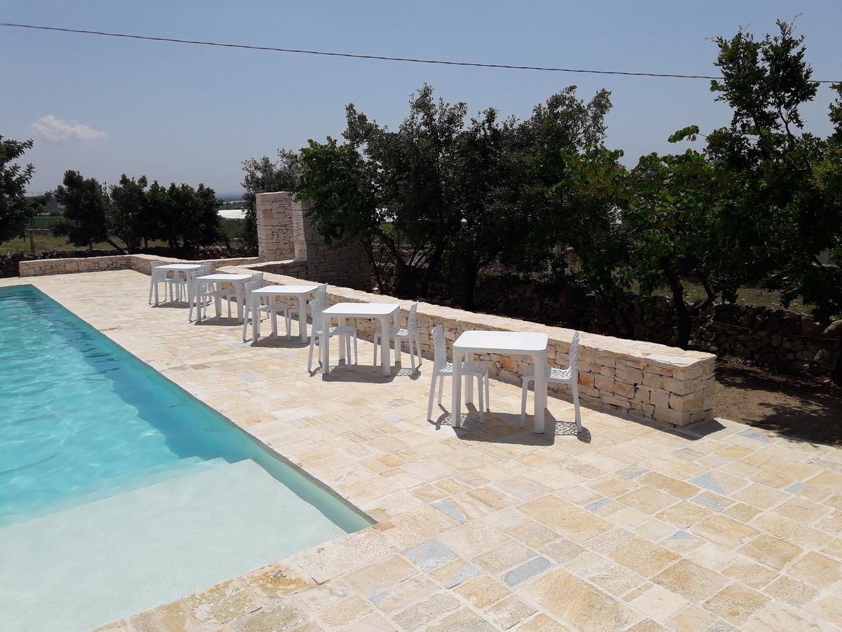 Masseria La Gravina Palagianello Exterior photo